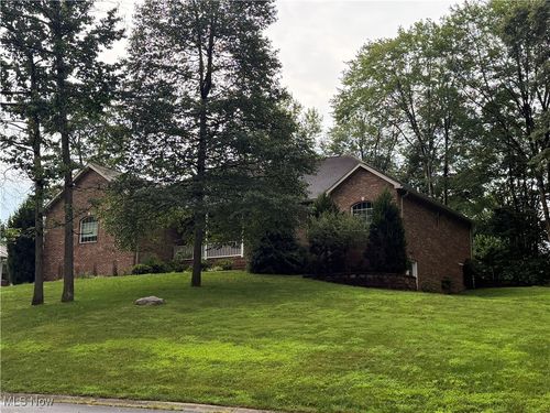 580 Kadie Ln, Zanesville, OH, 43701-1292 | Card Image