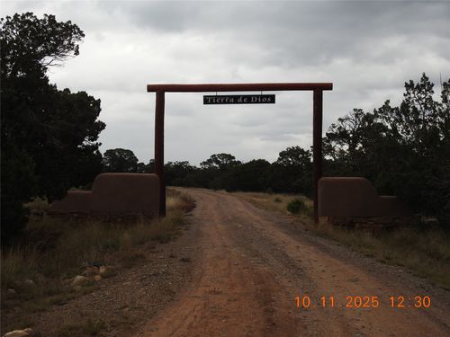 1 Tierra Del Dios Rd, Rowe, NM, 87562 | Card Image