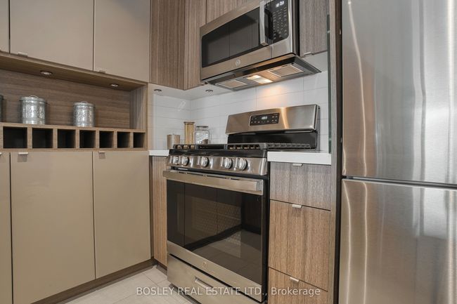 214 - 88 Colgate Ave, Condo with 1 bedrooms, 1 bathrooms and 1 parking in Toronto ON | Image 5