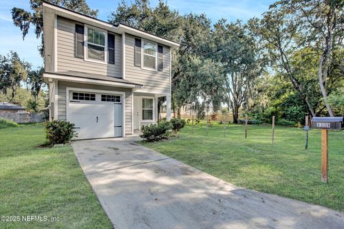8339 Woods Ave, Jacksonville, FL, 32216-9254 | Card Image