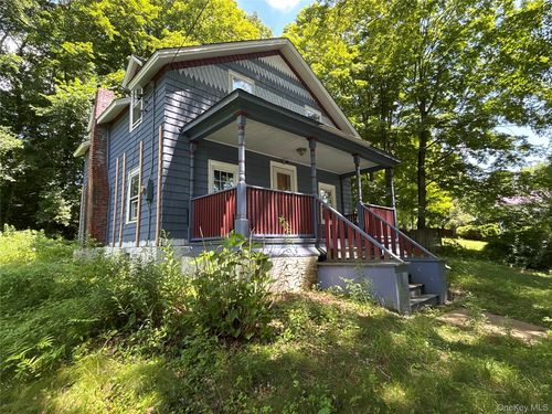 52 N Center St, Millerton, NY, 12546-5136 | Card Image