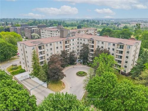 311-93 Westwood Rd, Guelph, ON, N1H7J7 | Card Image