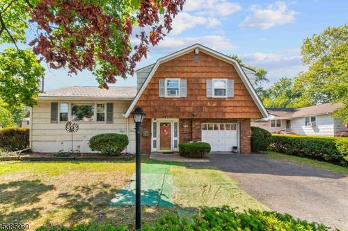 4 Boyd St, Lodi, NJ, 07644-2406 | Card Image