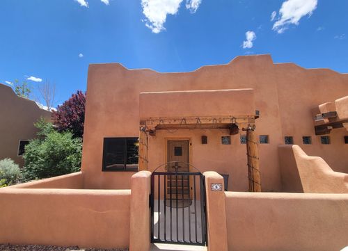 8-214 Cavalry Rd, Taos, NM, 87571-5247 | Card Image
