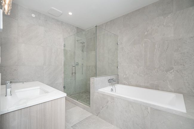 12230 267 St, House other with 8 bedrooms, 9 bathrooms and 3 parking in Maple Ridge BC | Image 30