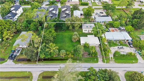 2670 Storter Ave, NAPLES, FL, 34112-6340 | Card Image