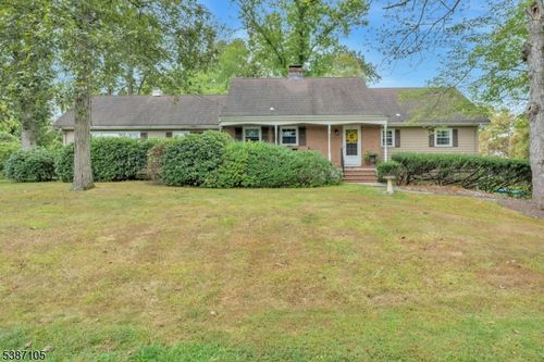 1 Crest Dr, Basking Ridge, NJ, 07920-2802 | Card Image