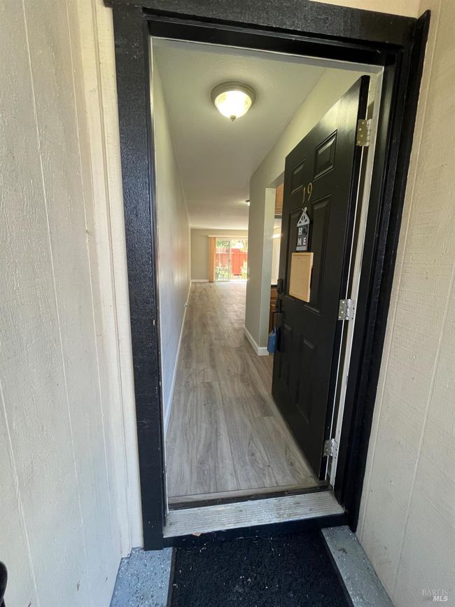 APT-19 - 2525 Walters Way, Condo with 2 bedrooms, 2 bathrooms and 1 parking in Concord CA | Image 4