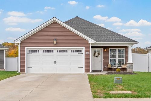 107 Seattle Slew Ct, Hopkinsville, KY, 42240-7943 | Card Image