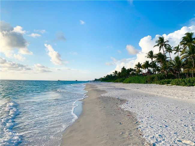 Just Minutes to Downtown Naples and Beaches | Image 34