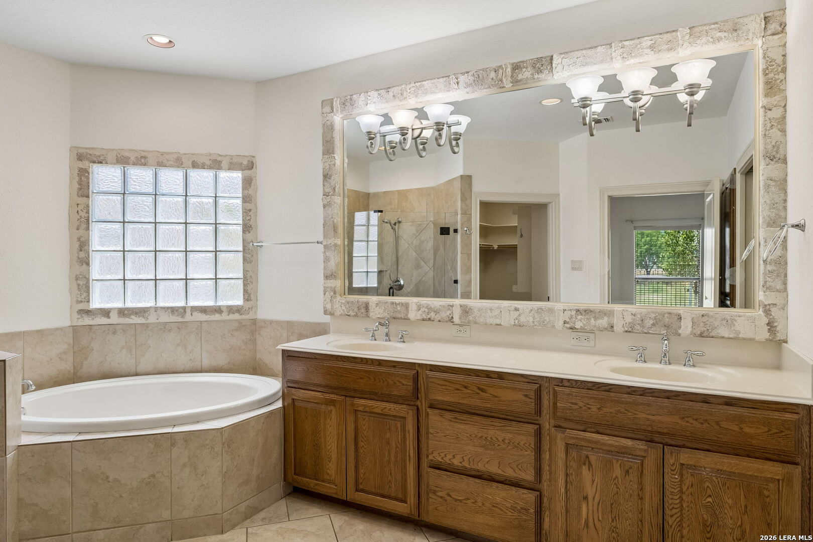 Residential in Fair Oaks Ranch 4