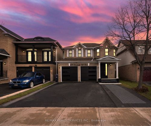 359 Edenbrook Hill Dr, Brampton, ON, L7A2N4 | Card Image