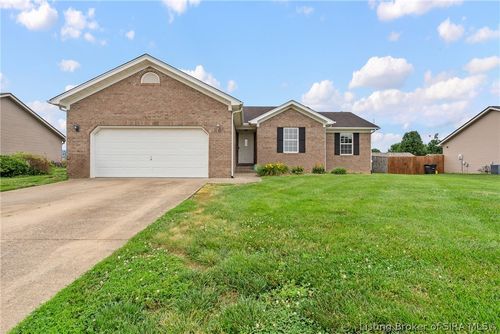 514 Presley Ln, Jeffersonville, IN, 47130-7613 | Card Image