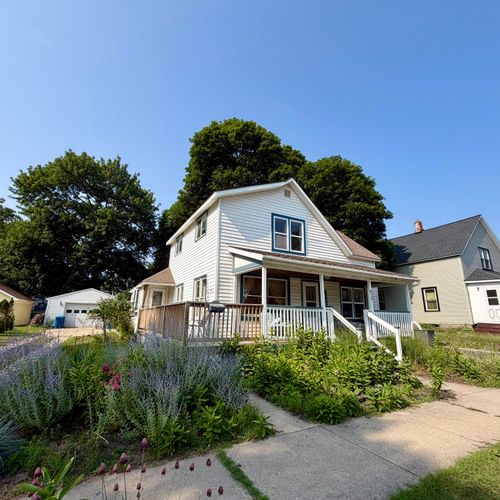 615 E Melendy St, Ludington, MI, 49431-2345 | Card Image