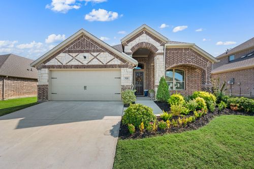 521 Hillcrest Cir, Justin, TX, 76247-1892 | Card Image