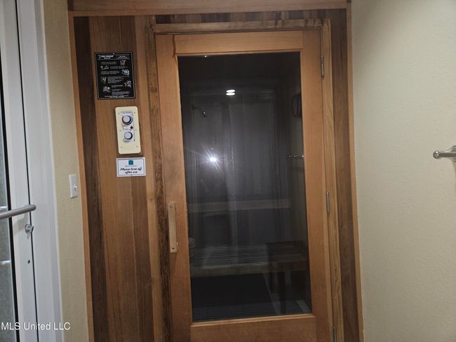 Fitness Center Women's Sauna | Image 56