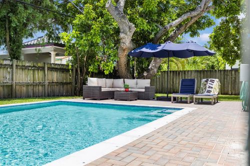 1924 Sw 20th St, Miami, FL, 33145-2649 | Card Image