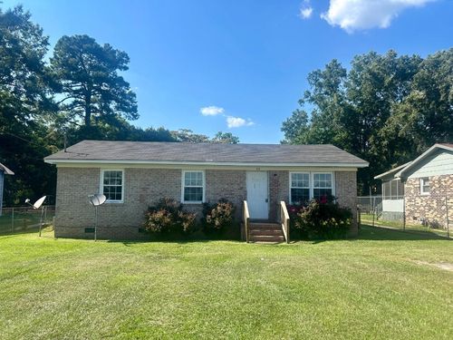 213 E Pickens St., Marion, SC, 29571 | Card Image