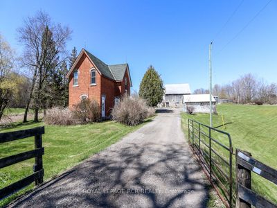 1148 10 Sideroad, House other with 3 bedrooms, 1 bathrooms and 20 parking in New Tecumseth ON | Image 3