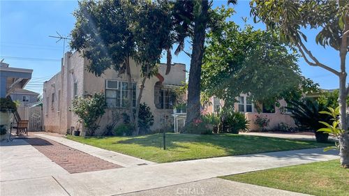 8933 Bowman Ave, South Gate, CA, 90280-3305 | Card Image