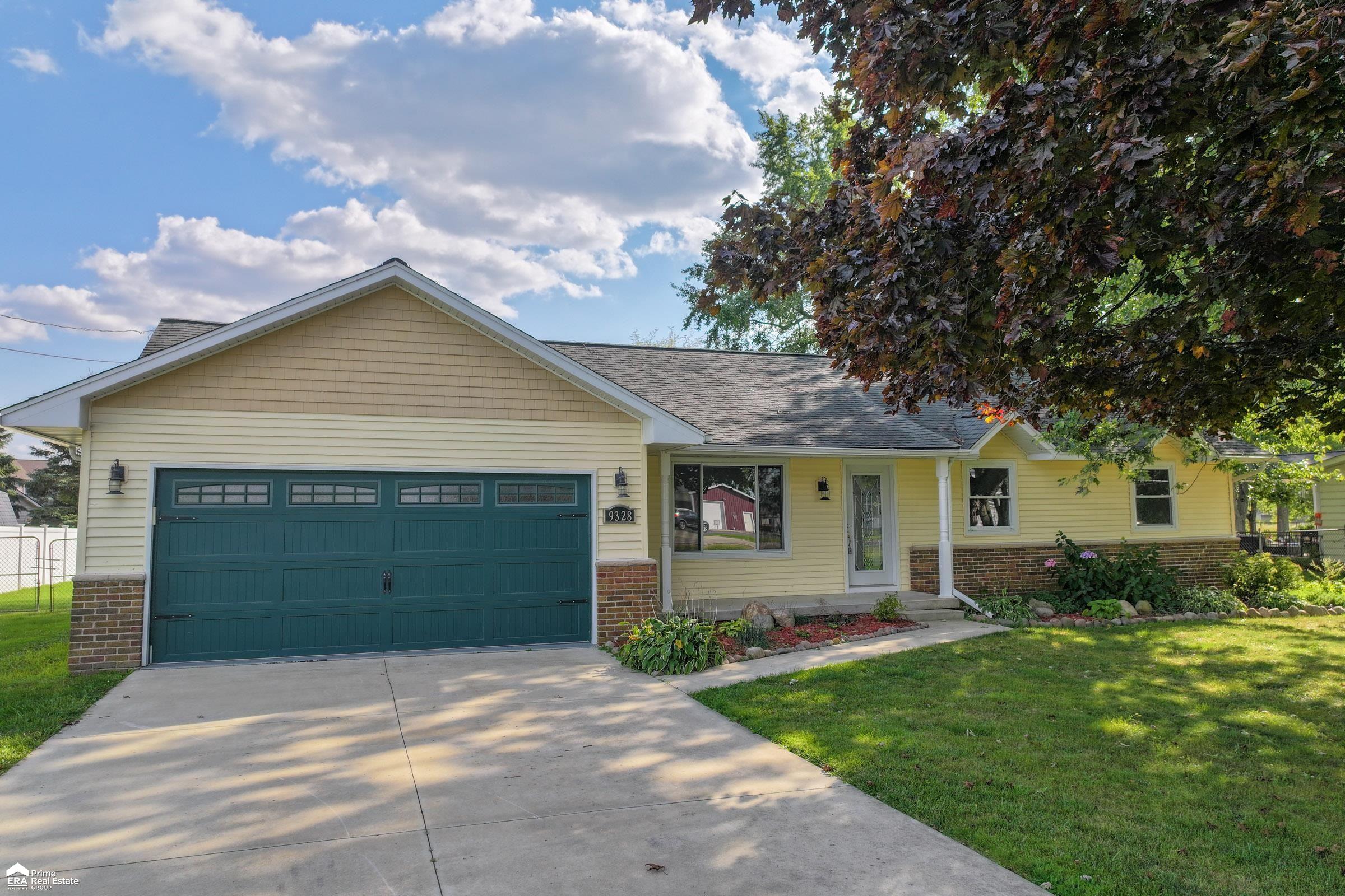 Lippincott Blvd, Davison, MI 48423