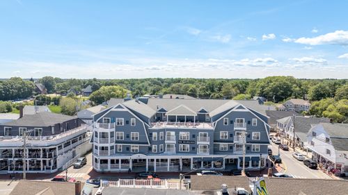 406-408-6-1 Ocean Ave, York, ME, 03909-6576 | Card Image