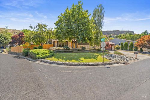 3435 Selway Dr, Lewiston, ID, 83501-9651 | Card Image