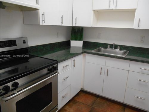 apt-105-4910 Nw 79th Ave, Doral, FL, 33166-5489 | Card Image