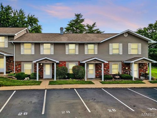 i-826 Highland Hill Ct, Saint Peters, MO, 63376-2677 | Card Image