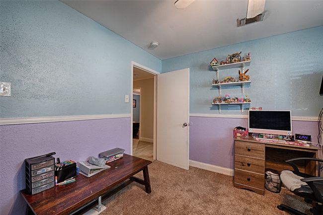 928 Maple St, House other with 4 bedrooms, 2 bathrooms and null parking in Howe TX | Image 12
