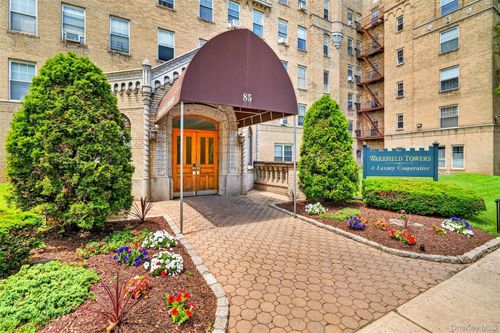 4a-85 Bronx River Rd, Yonkers, NY, 10704-4410 | Card Image