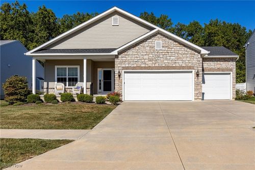 4020 Rossi Way, Lorain, OH, 44053-1630 | Card Image
