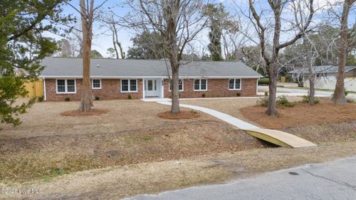 355 Sabra Dr, Wilmington, NC, 28405-3844 | Card Image