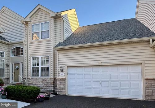 79-1111 Manchester Ct, WARRINGTON, PA, 18976-3638 | Card Image