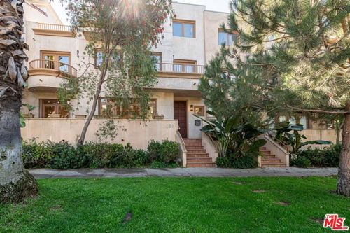 2004 Idaho Ave, Santa Monica, CA, 90403 | Card Image