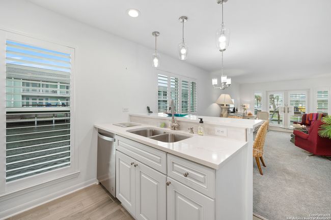 706 - 706 Lauderdale Dr, Condo with 2 bedrooms, 2 bathrooms and null parking in Rockport TX | Image 13