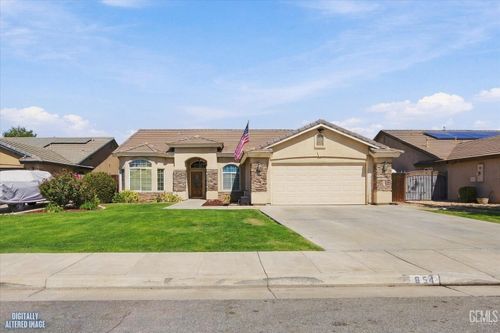 654 Mountain Mist Ct, Bakersfield, CA, 93308-9253 | Card Image