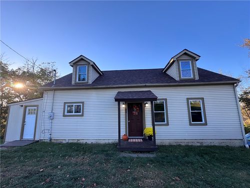 84 Beagle Club Rd, Washington, PA, 15301-7181 | Card Image