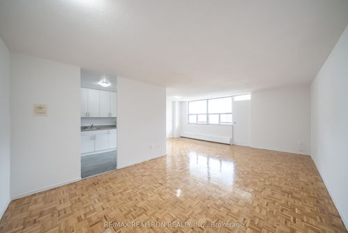 603-5 Glamorgan Ave, Scarborough, ON, M1P4P1 | Card Image