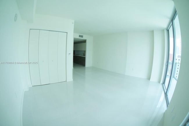 APT-1405 - 1100 S Miami Ave, Condo with 0 bedrooms, 1 bathrooms and null parking in Miami FL | Image 4