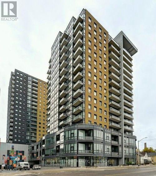 218-100 Garment Street, Kitchener, ON, N2G0C3 | Card Image