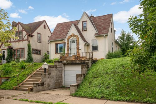 3920 15th Ave S, Minneapolis, MN, 55407-2743 | Card Image