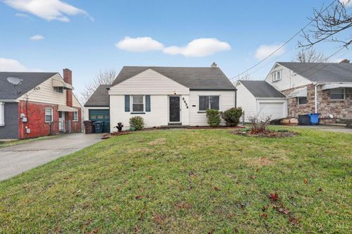 8634 Daly Road, Springfield Twp., OH, 45231 | Card Image