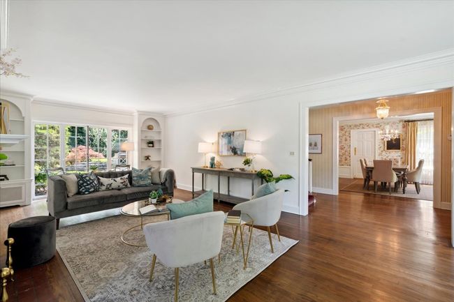 120 Abingdon Ave, House other with 6 bedrooms, 4 bathrooms and 2 parking in Kenilworth IL | Image 5