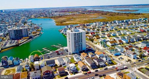 214 N Derby Ave, VENTNOR CITY, NJ, 08406-1733 | Card Image