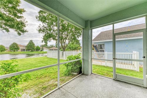 15121 Searobbin Dr, LAKEWOOD RANCH, FL, 34202-5861 | Card Image