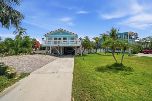 15823 Redington Dr, REDINGTON BEACH, FL, 33708-1743 | Card Image