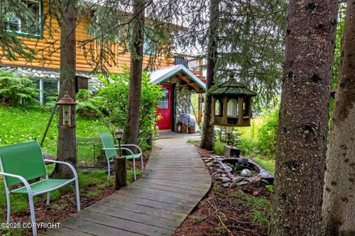 17000 E T And T Ln, Palmer, AK, 99645 | Card Image