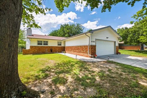 4109 Danbury St, Bel Aire, KS, 67220-1933 | Card Image