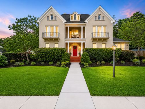 403 E Bowie St, Luling, TX, 78648-3001 | Card Image